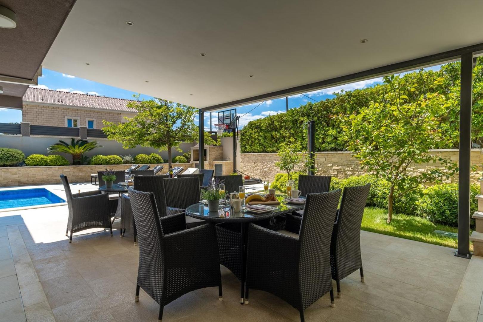 Luxury Villa Lucas With Heated Pool, Whirlpool, Sauna, 14 Pax 포드스트라나 외부 사진