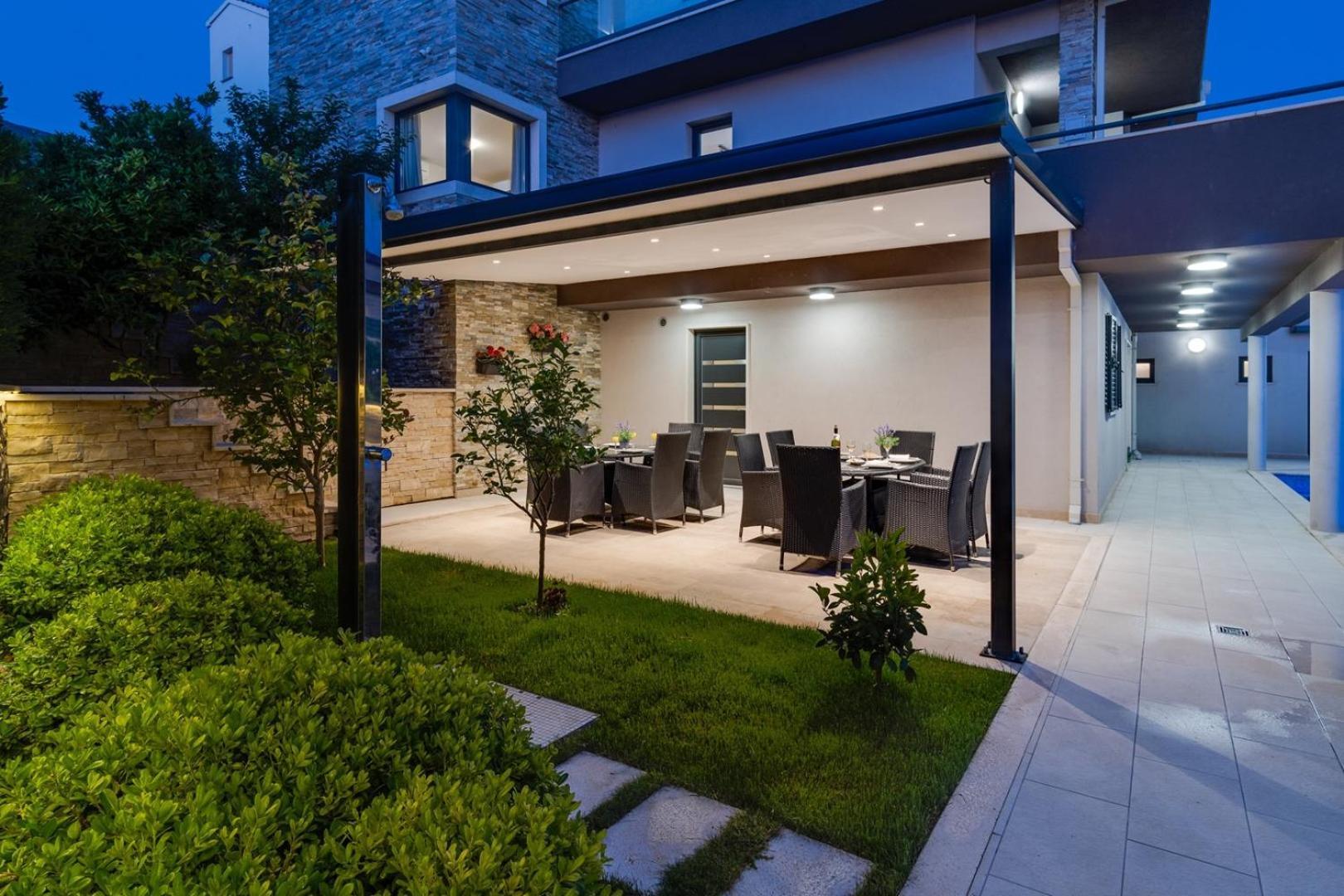 Luxury Villa Lucas With Heated Pool, Whirlpool, Sauna, 14 Pax 포드스트라나 외부 사진