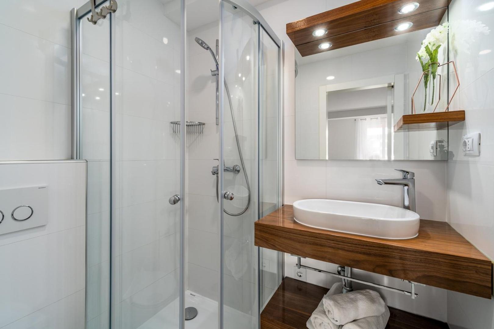 Luxury Villa Lucas With Heated Pool, Whirlpool, Sauna, 14 Pax 포드스트라나 외부 사진