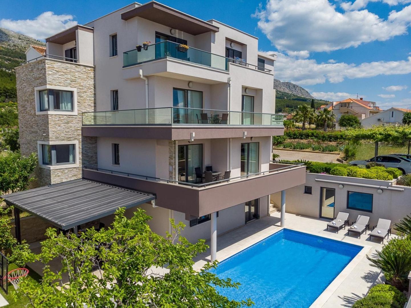 Luxury Villa Lucas With Heated Pool, Whirlpool, Sauna, 14 Pax 포드스트라나 외부 사진