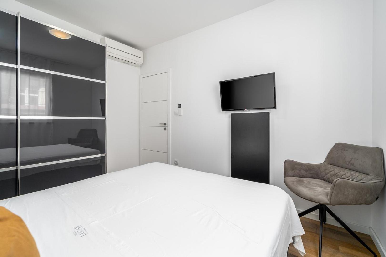 Luxury Villa Lucas With Heated Pool, Whirlpool, Sauna, 14 Pax 포드스트라나 외부 사진